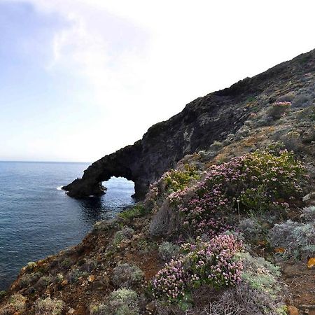 Sull'Arco Dell'Elefante Villa Tracino Luaran gambar